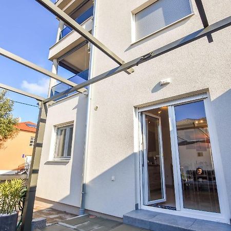 Apartment Martin Biograd Na Moru Luaran gambar